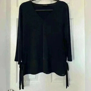 Ivanka Trump dark navy blouse